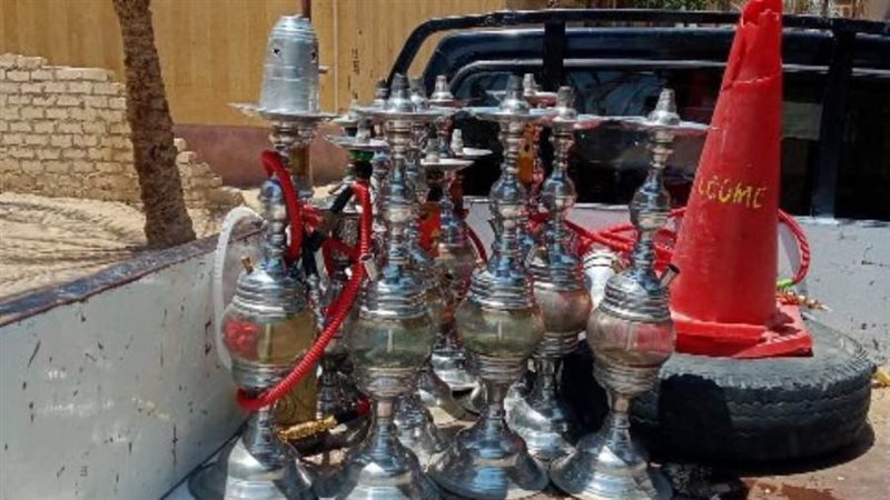 ضبط شيشة بالمقاهي