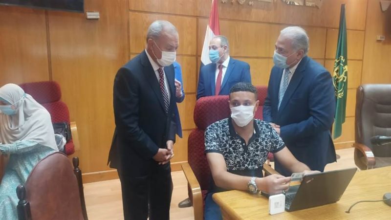 محافظ القليوبية يتابع