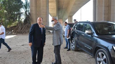 محافظ القليوبية يتابع تنفيذ المشروعات وأعمال النظافة في بنها
