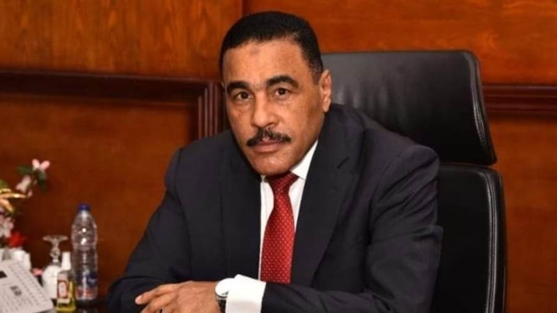 محافظ مطروح خالد