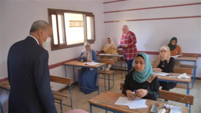 53 ألف طالب وطالبة يؤدون امتحانات الدبلومات الفنية بالقليوبية