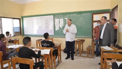 محافظ أسيوط يتفقد بعض لجان امتحانات الدبلومات الفنية