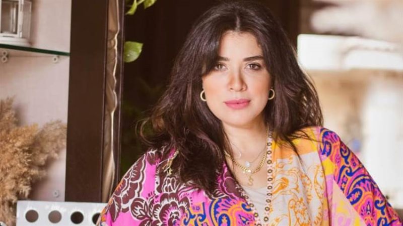 شيرين نيازى