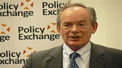 كاتب بريطاني: يجب على الاتحاد الأوروبي التخلي عن سياسة فرض عقوبات على روسيا