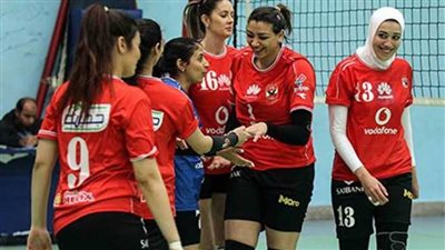 سيدات طائرة الأهلي في مواجهة البنك التجاري الكيني بنهائي إفريقيا اليوم