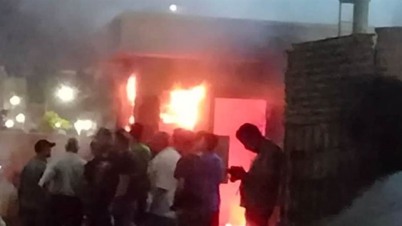 جانب من الحريق