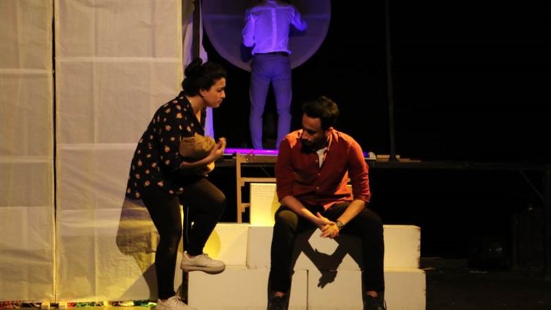 جانب من العرض