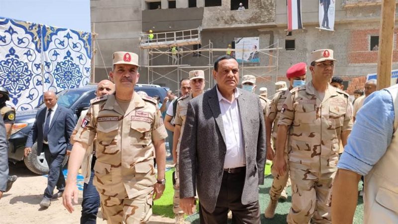 محافظ البحيرة وقائد