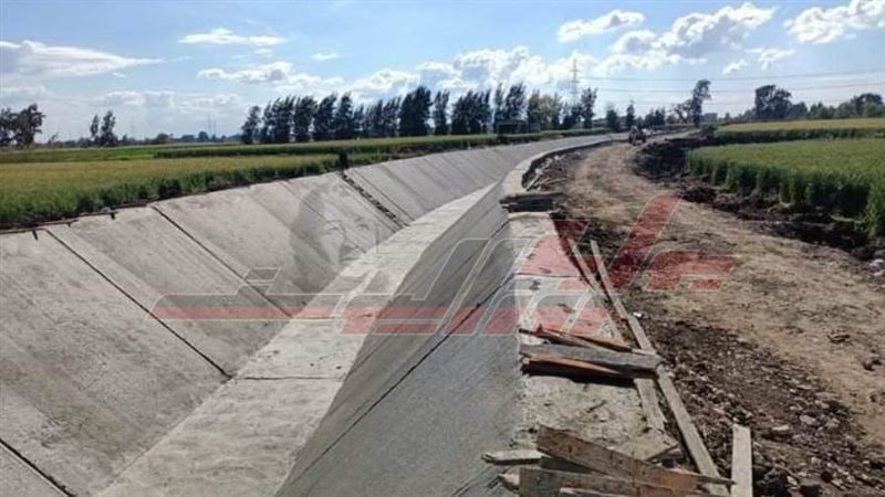 تبطين الترع