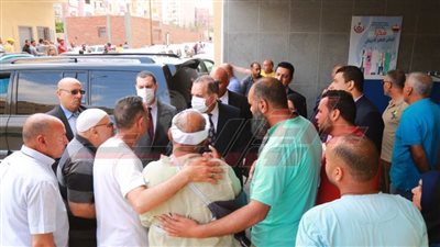 محافظ كفر الشيخ يوجه التضامن بصرف إعانات لأصحاب المنزل المنهار