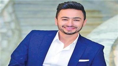 حمادة هلال يعرب عن سعادته بتجاوز أغنية 