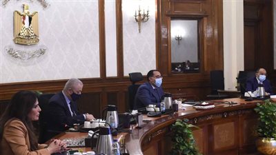 رئيس الوزراء يتابع الموقف التنفيذي للمرحلة الأولى من مبادرة 