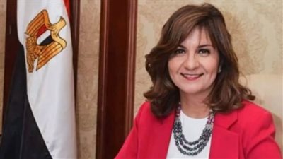 وزيرا الهجرة والإنتاج الحربي يشهدان توقيع عقد اتفاق مع شركة 