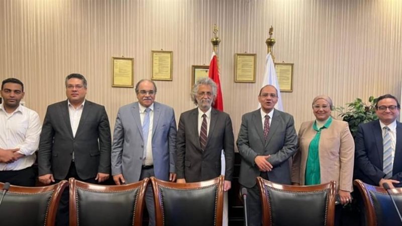 وفد الأطباء والزمالة