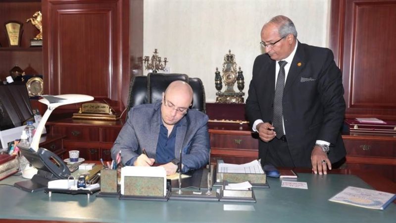 محافظ بنى سويف يعتمد