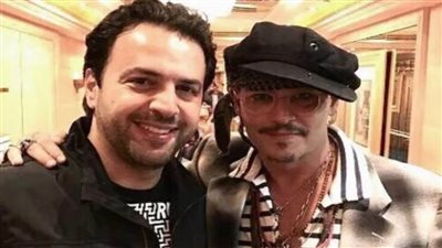 تيم حسن يهنئ جوني ديب بعد فوزه في معركته القضائية 