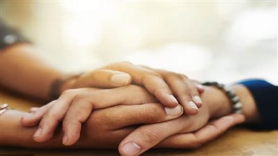 لتقديم واجب العزاء.. 8 نصائح لخبراء الإتيكيت بالنسبة للحضور والمشاركة