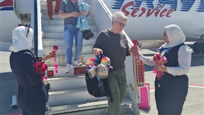 مطار الغردقة الدولي يستقبل أولى الرحلات الجوية القادمة من مطار 