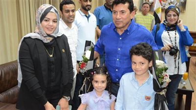 وزير الرياضة يستقبل أسرة الشهيد شبراوي بحفل افتتاح المشروع القومي للموهوبين في الإسكندرية 