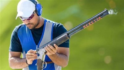 عزمي محيلبة يحتل المركز 14 في كأس العالم للرماية بأذربيجان