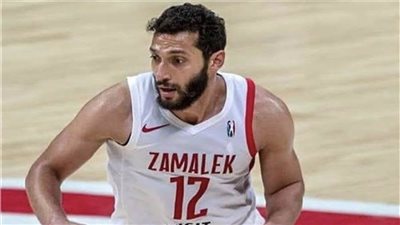 إسلام سالم نجم سلة الزمالك يجدد تعاقده مع النادي لمدة سنتين