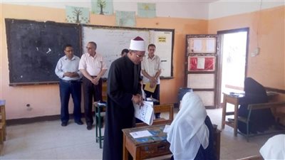 أمين كبار العلماء يتفقد لجان الثانوية الأزهرية بالشرقية