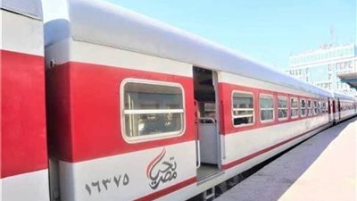 شخص يذبح شابًا في قطار منوف بمحطة قليوب