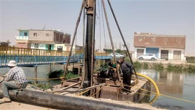 مديرية الطرق والنقل بالإسماعيلية تبدأ في إنشاء كباري مشاه 