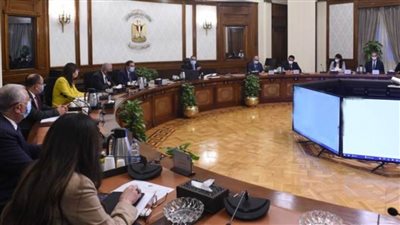 رئيس الوزراء يترأس اجتماع اللجنة العليا للأداء الاقتصادي