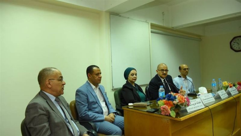 رئيس جامعة أسيوط