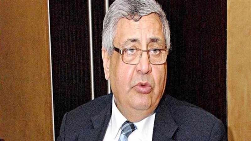 الدكتور عوض تاج الدين