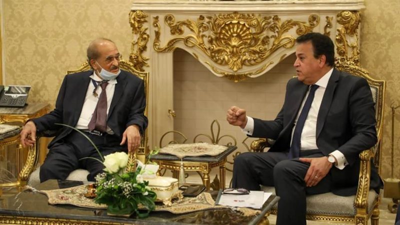 وزير الصحة مع رئيس