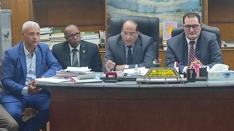 مسؤولو وزارة الزراعة