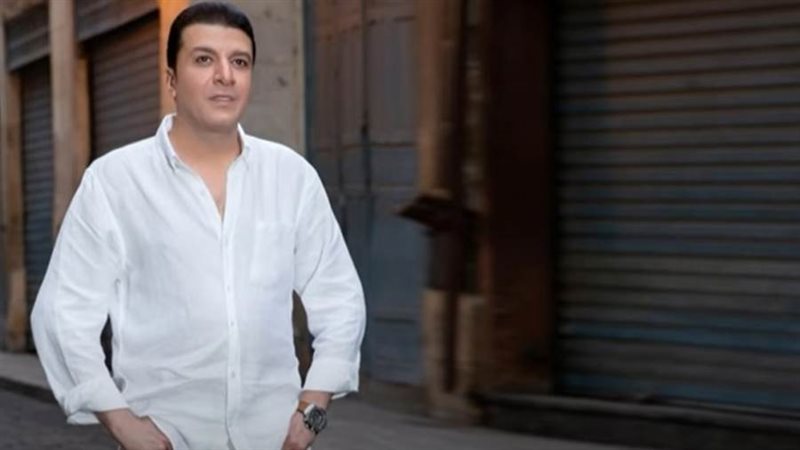 الفنان مصطفى كامل