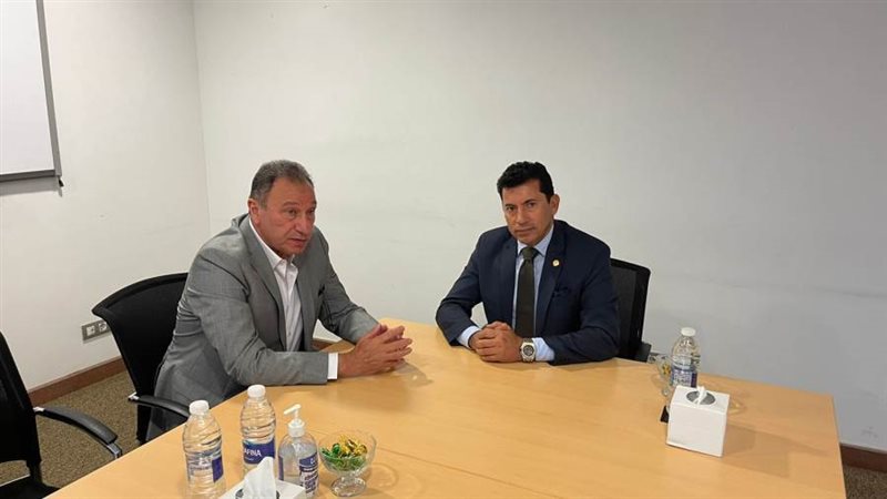 صبحى والخطيب