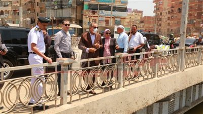 محافظ كفر الشيخ يتفقد موقع إنشاء كوبريين جديدين وأعمال تعديل المسارات