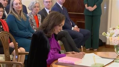 أبرز المحطات فى حياة د.عزة السروجي أول وزيرة مصرية في الحكومة الأسترالية