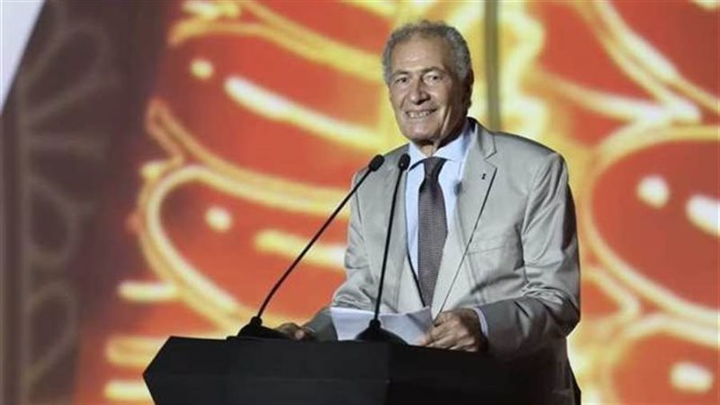 الدكتور حسن مصطفي