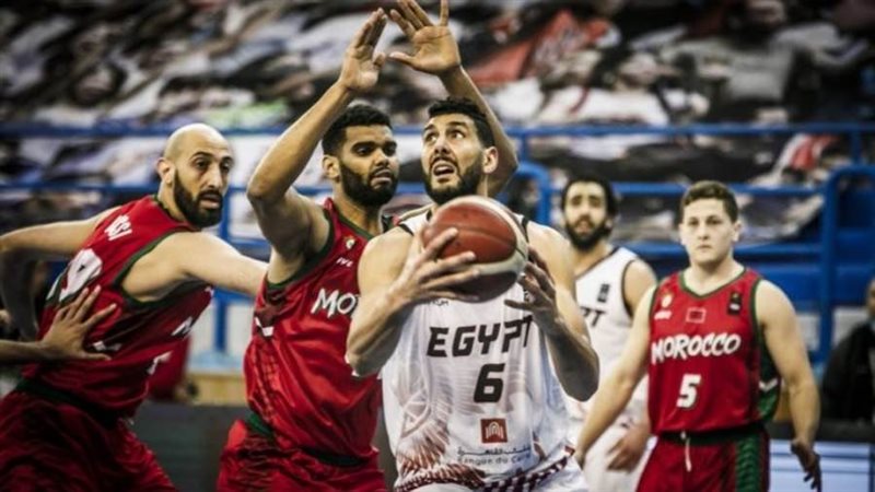 هيثم كمال يجري جراحة