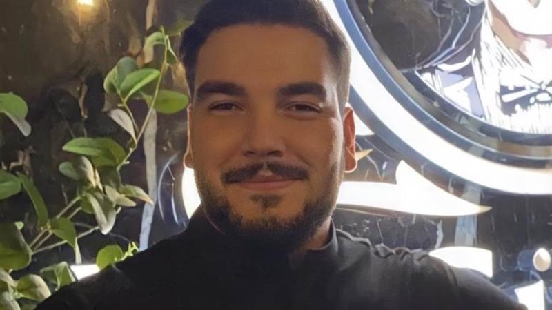 الفنان عبد الرحمن