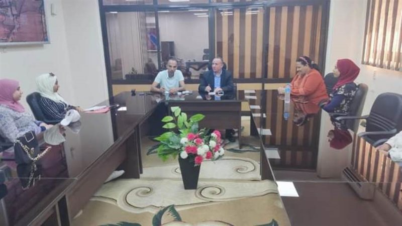 رئيس الوحده المحليه