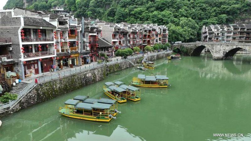 عيد قوارب التنين