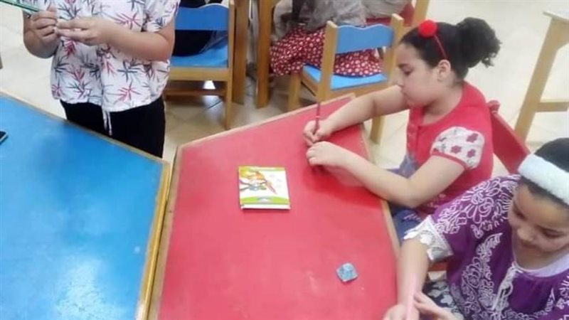 عروض فنية لفرقة الأطفال