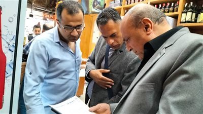 محافظ الإسكندرية: تحرير 941 محضرًا تموينيًا لضبط السوق خلال الشهر الماضي