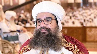 محافظ أسيوط يقدم التهاني للأنبا 