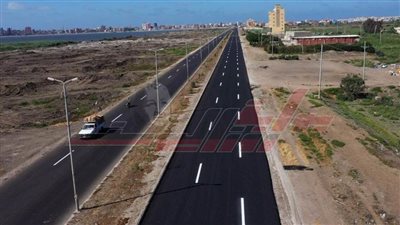 رفع كفاءة رافد بلطيم وزيادة عدد حارات الطريق بكفر الشيخ