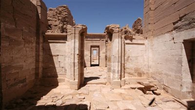   تعرف على آثار الخارجة.. بمناسبة إعلانها أول مدينة صديقة للبيئة