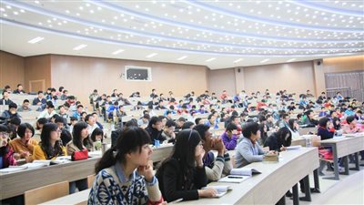 باحث صيني يتحدث لـ