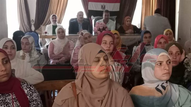 خلال الندوة