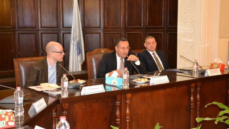 رئيس جامعة الإسكندرية